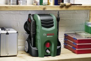 Bosch AQT 37-13 Hochdruckreiniger (1700 W, 130 bar, 370 L/Std., 6 m Schlauch)