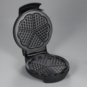 Offenes Waffeleisen von Severin