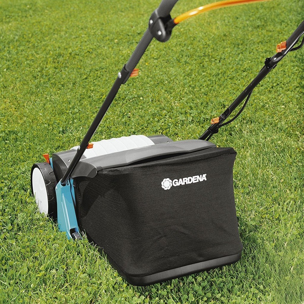 Gardena 4068 20 Elektro Vertikutierer EVC 1000 Betrieb2
