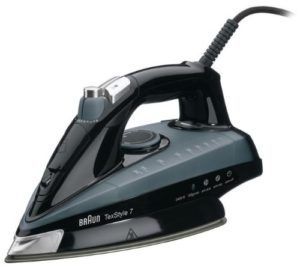 Braun TexStyle Dampfbügeleisen TS 745