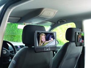 Lenco DVP-939 2 x 9” (22,5 cm) DVD-Player mit Bildschirm, 2x Kopfhörer, USB, SD/MMC, 2x Fernbedienung, 2x Kopfstützenbefestigung, 2x Netzadapter, schwarz