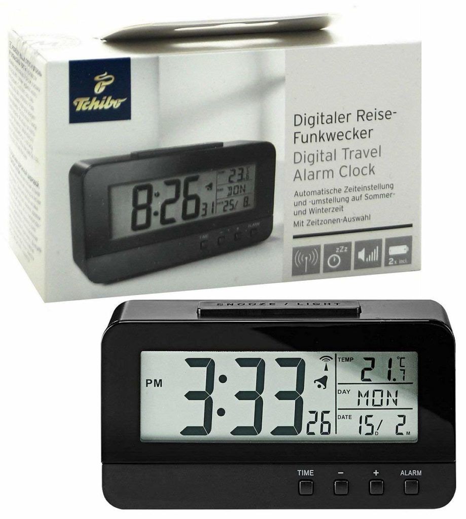 TCM Tchibo Digitaler Funkwecker mit Verpackung im Test