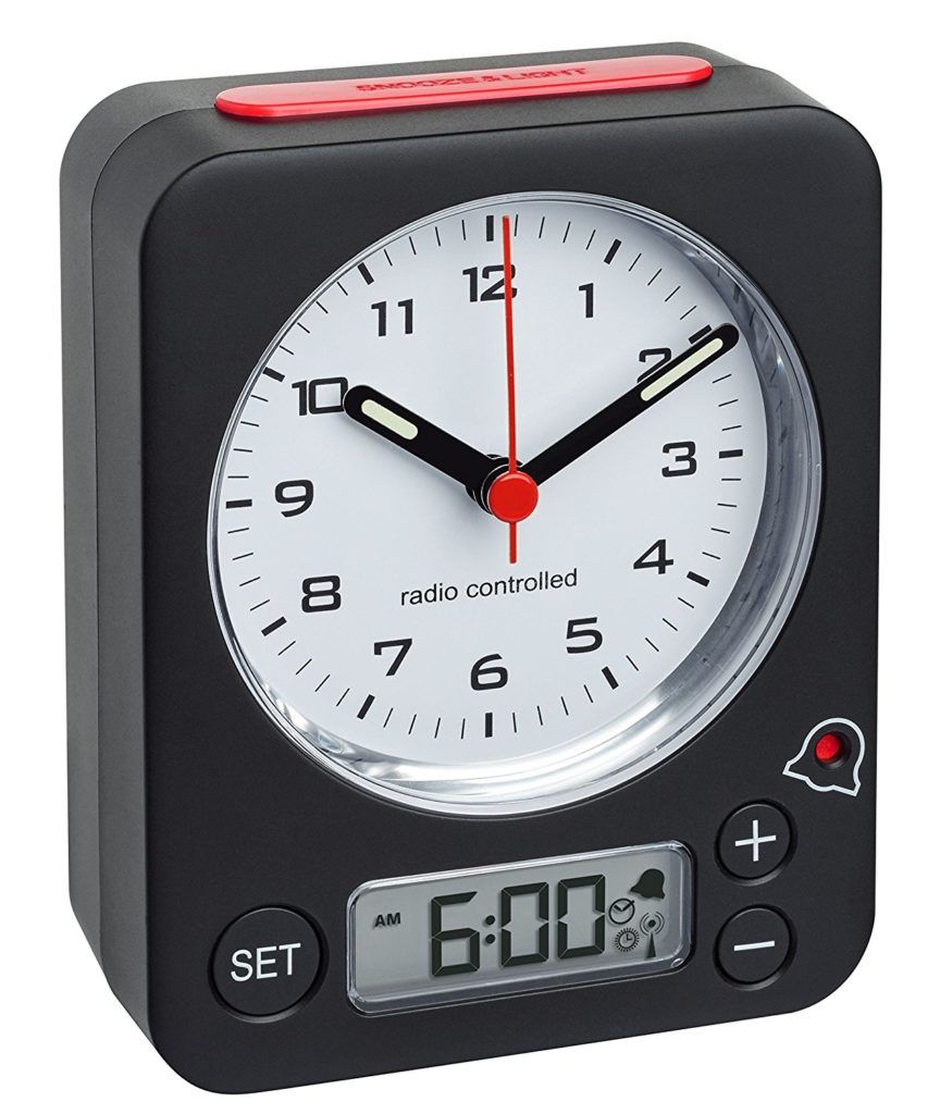 Der TFA Dostnmann Funkwecker Combo im Test