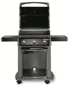 Bei OBI: Weber Spirit E-310 mit geöffneter Haube im Gasgrill im Test