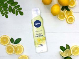 Nivea Duschgel Seiden mousse mit Duft von Zitrone und Moringa im Test