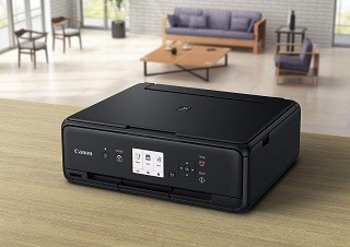 Der PIXMA TS5050 Multifunktionsdrucker von Canon ist sehr kompakt im Test