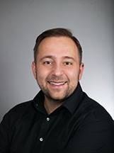 Das Interview mit Jaroslaw Kulisch vom Webshop Autobezüge.de