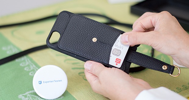 Vaultskin Victoria iPhone 7/8 Plus Hülle im Test - mit dem innovativen und stylischen Vaultskin VICTORIA verwahren Sie alle Ihre wichtigsten Dinge - Telefon, Karten, Bargeld und Schlüssel – in einer kompakten und modischen Hülle