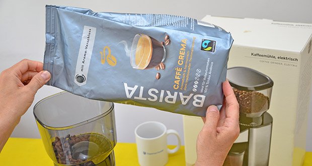 Tchibo BARISTA Caffè Crema Ganze Bohne 1 kg im Test - stammen insbesondere aus dem sonnigen Brasilien und werden je nach Saison ergänzt mit erlesenen Hochland-Bohnen aus Lateinamerika