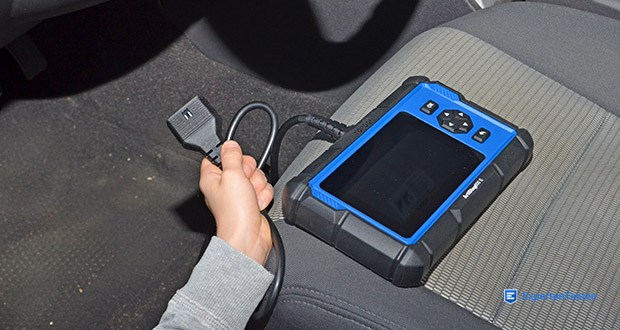 Topdon Artidiag 600S OBD2 Diagnosegerät im Test - prüft alle Systeme des Fahrzeugs und zeigt den Gesundheitszustand des Fahrzeugs an