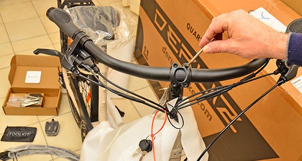 DERUIZ City E-Bike Quartz im Test - ausführliche Montageanleitung für den einfachen Aufbau