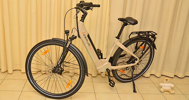 DERUIZ City E-Bike Quartz im Test - mit einer maximalen Geschwindigkeit von 25 km/h