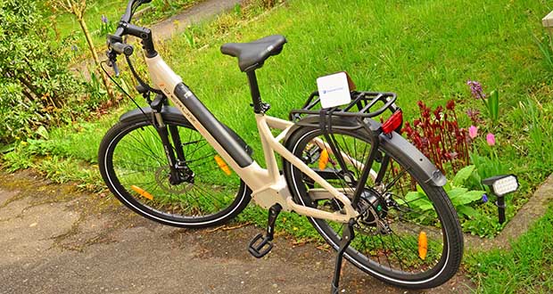 DERUIZ City E-Bike Quartz im Test - 28-Zoll-Reifen für verbesserte Stabilität sorgen und Traktion