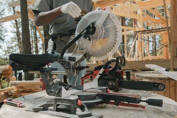 Reparatur der Kettensäge selbst reparieren 