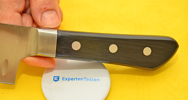 MAC Professional Santoku Messer MSK-65 im Test - Griff aus robustem Pakkawood