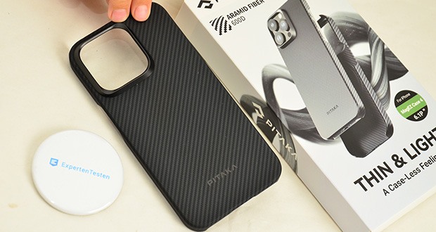 pitaka MagEZ Case 4 Hülle für iPhone 15 Pro Schwarz/Grau im Test - Langlebiger Kratzschutz
