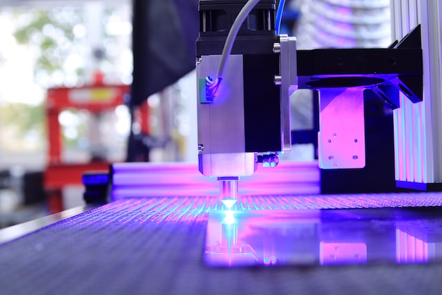 Fertigung mit CNC-Fräsmaschine