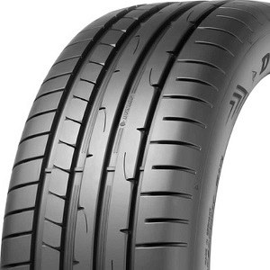 Verschiedene Testkriterien in einem Sommerreifen 235 50 R17 Test