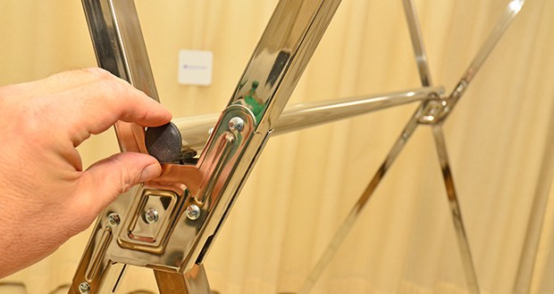 HeimGlück Kleiderständer Silber im Test - Sehr stabil dank Stable-X-Design