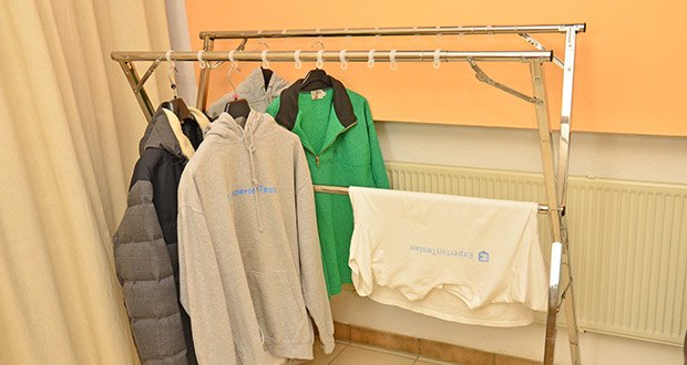 HeimGlück Kleiderständer mit Haken im Test - Sehr stabil dank Edelstahlkonstruktion