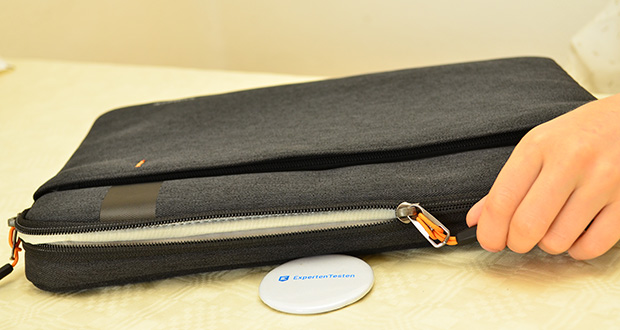 Inateck Laptoptasche 13 Zoll LB01011-13S Schwarz im Test - Hochwertiger Reißverschluss
