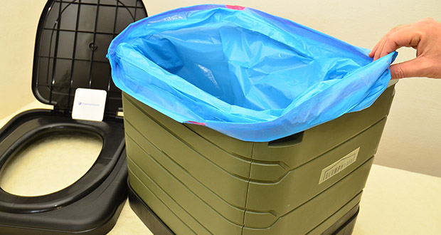 GLAMPmania Campingtoilette XXL Round im Test - Hygienische Lösung mit großen 240L Tüten
