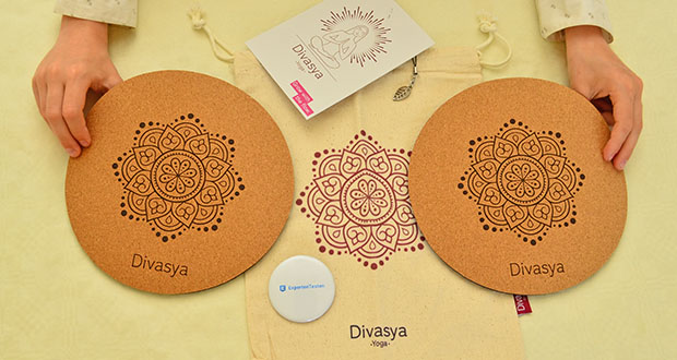 Divasya Kork Yoga Kniepads im Test - Ergonomisches Design passt sich den Knien an