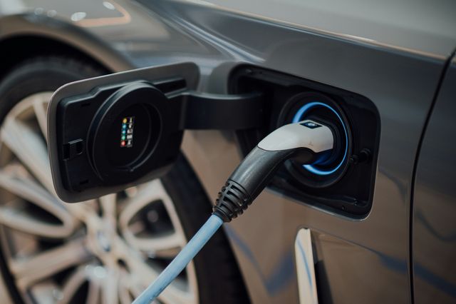 E-Mobilität Mennekes macht bei Wallboxen Schluss mit grauem Einerlei!
