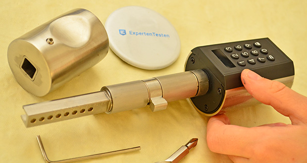 Turschloss Elektrisch Test